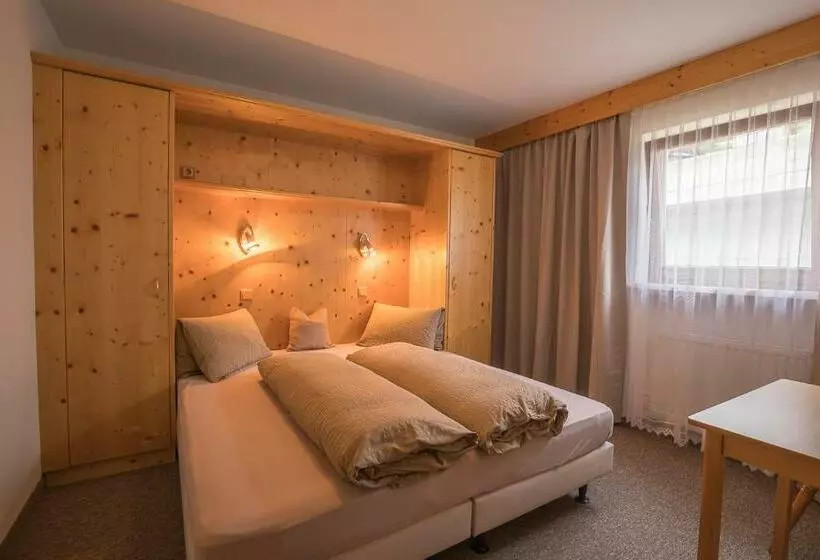 ペンション Haus Otto Arnold