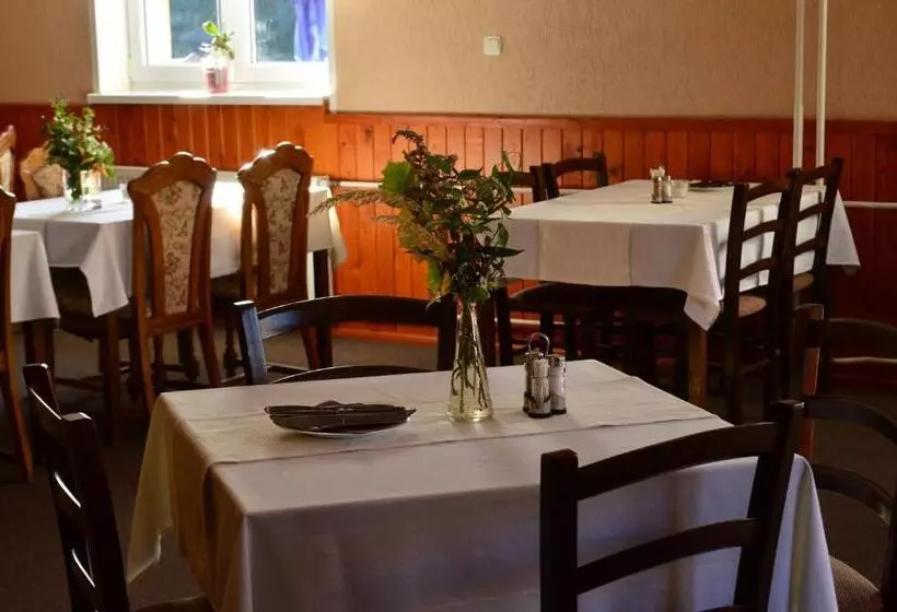 Majatalo Hostinec V Zátoce