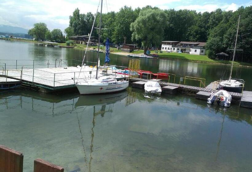 פנסיון Hostinec V Zátoce