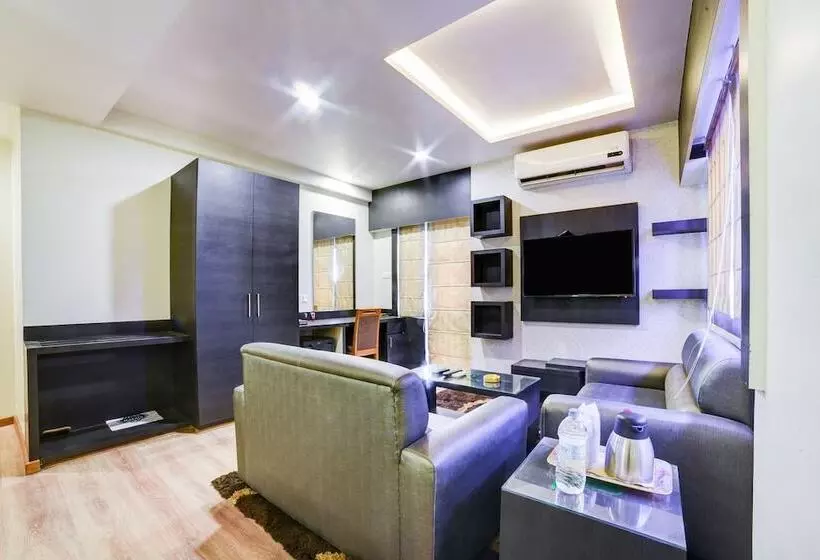 Capital O 507 Hotel Makalu