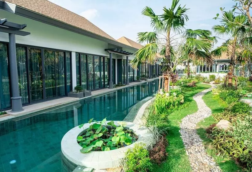 Hotelli Tajh Pool Villas