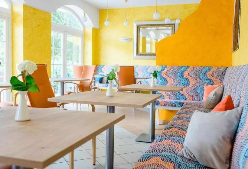 Das Moser   Hotel Garni Am See