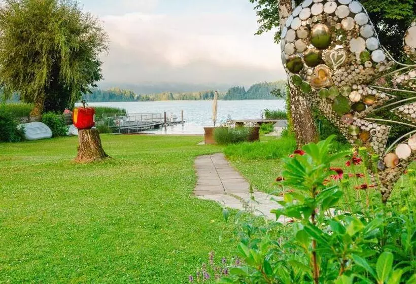 Das Moser   Hotel Garni Am See