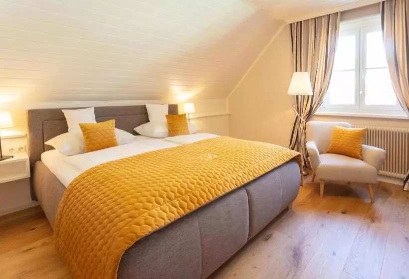 Donauhof   Hotel Garni