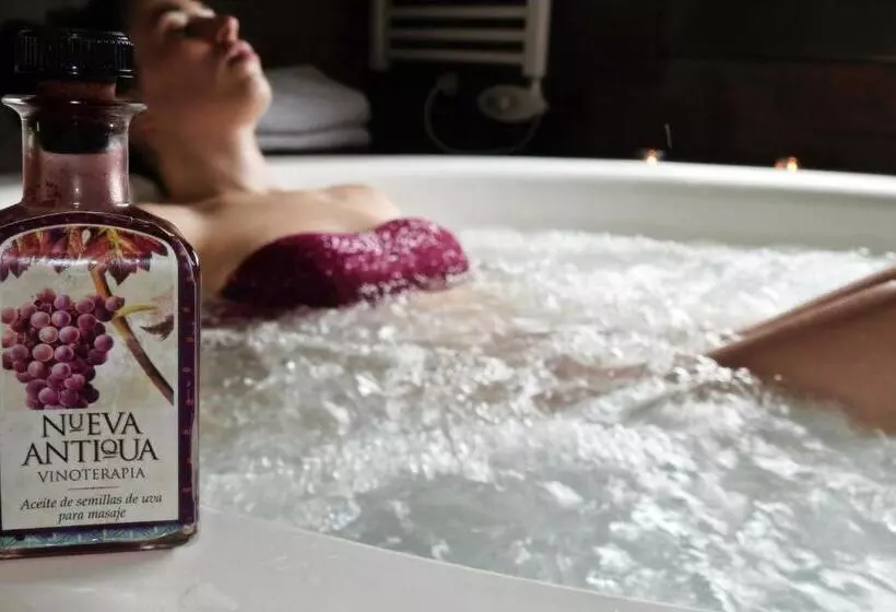 فندق ريفى El Molí De Pontons Suites Con Jacuzzi Spa