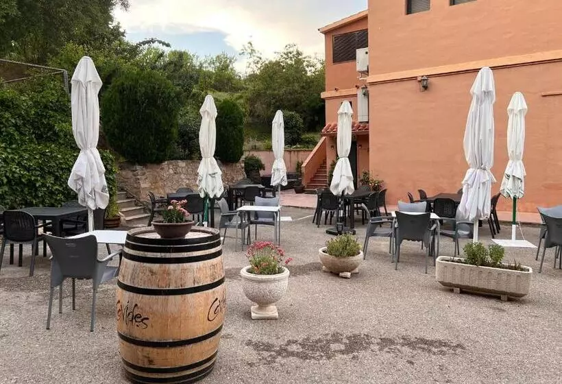 فندق ريفى El Molí De Pontons Suites Con Jacuzzi Spa