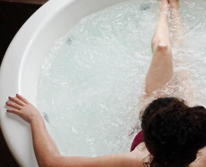 هتل روستایی El Molí De Pontons Suites Con Jacuzzi Spa