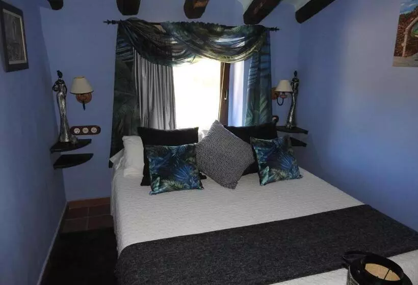 فندق ريفى El Molí De Pontons Suites Con Jacuzzi Spa