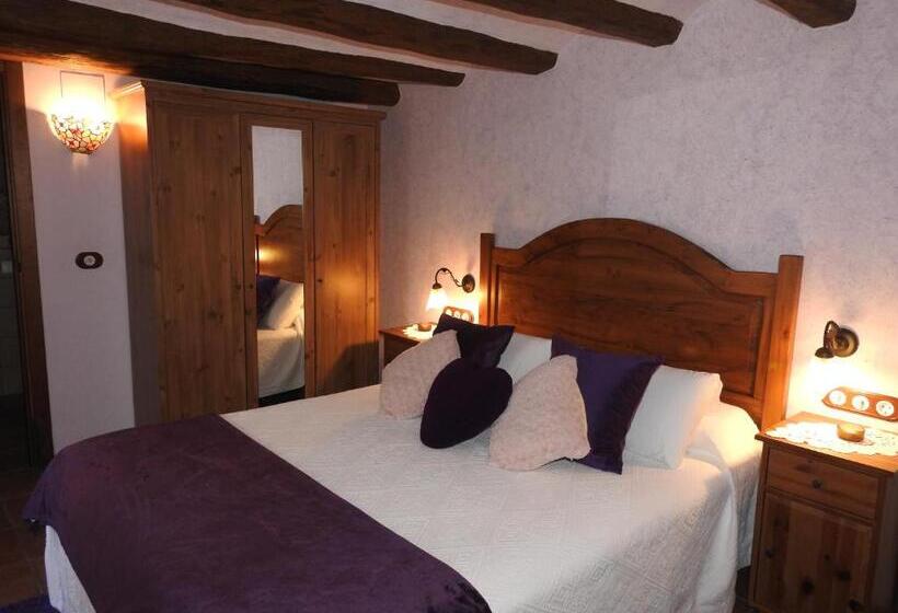 هتل روستایی El Molí De Pontons Suites Con Jacuzzi Spa