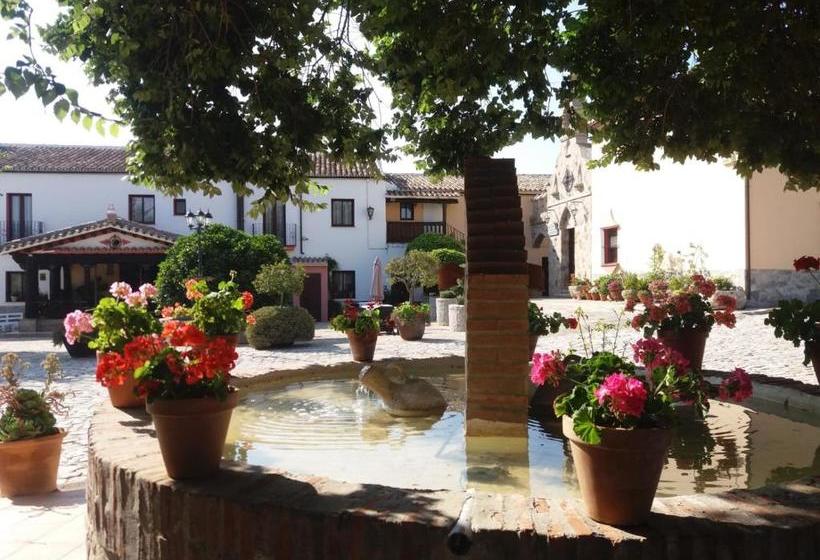 هتل Cortijo Salinas