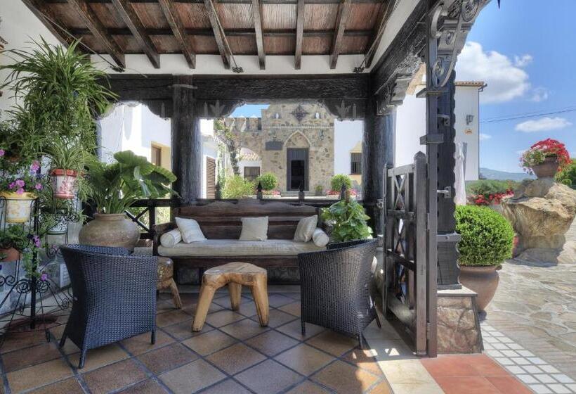 هتل Cortijo Salinas