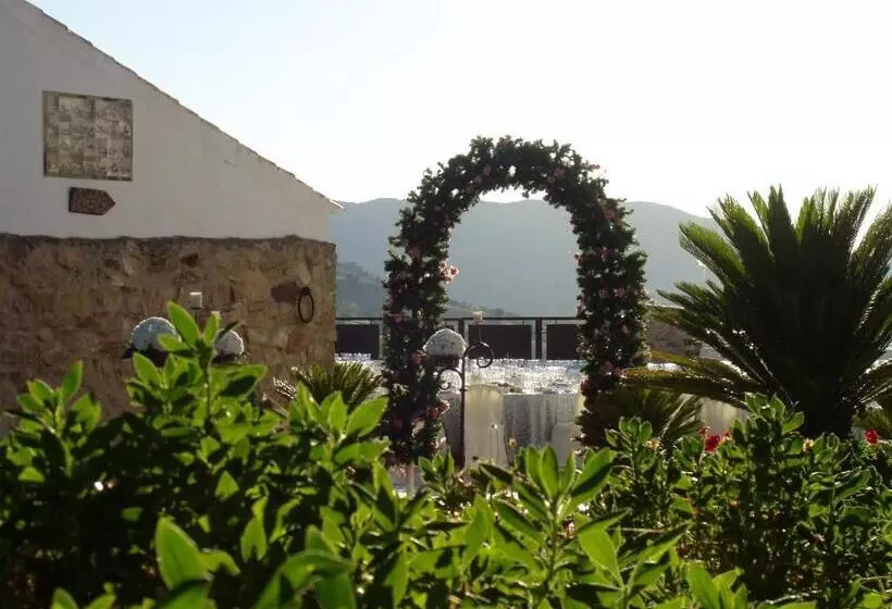 ホテル Cortijo Salinas