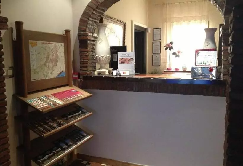 ホテル Cortijo Salinas