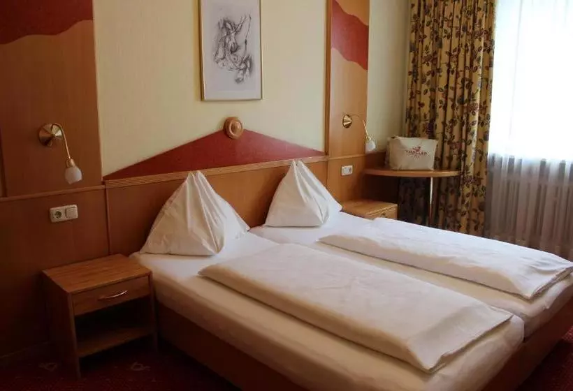 ホテル Der Thaller   Wirtshaus   Restaurant