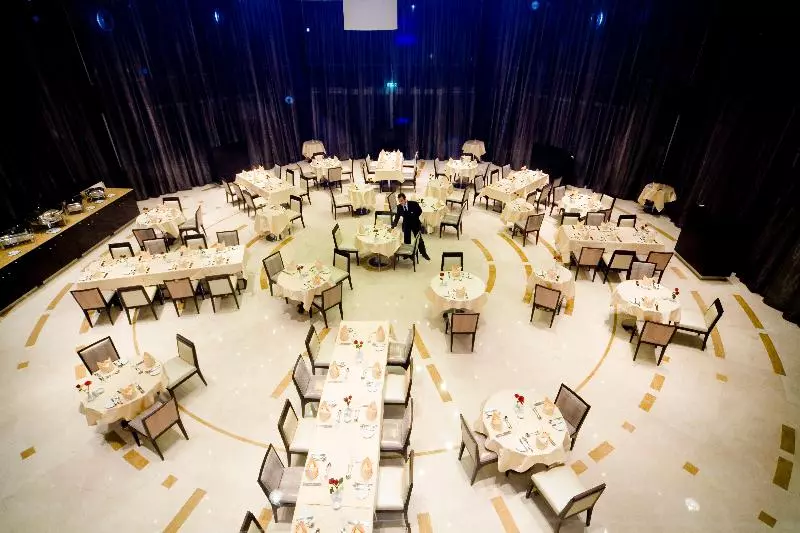 ホテル Holiday Inn Riyadh Izdihar, An Ihg