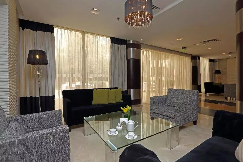 ホテル Holiday Inn Riyadh Izdihar, An Ihg