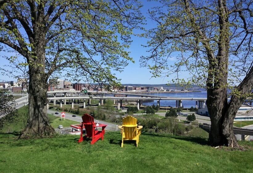 فندق Homeport Historic B&b