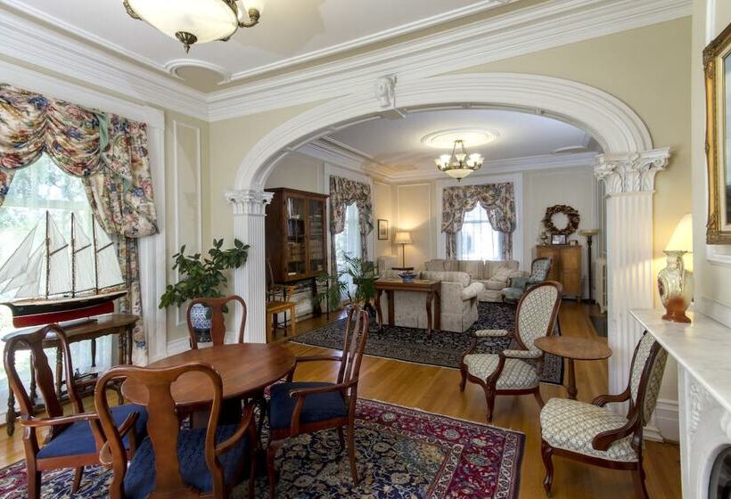 فندق Homeport Historic B&b