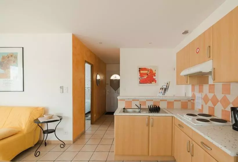 هتل Hôtel Et Résidence De La Transhumance