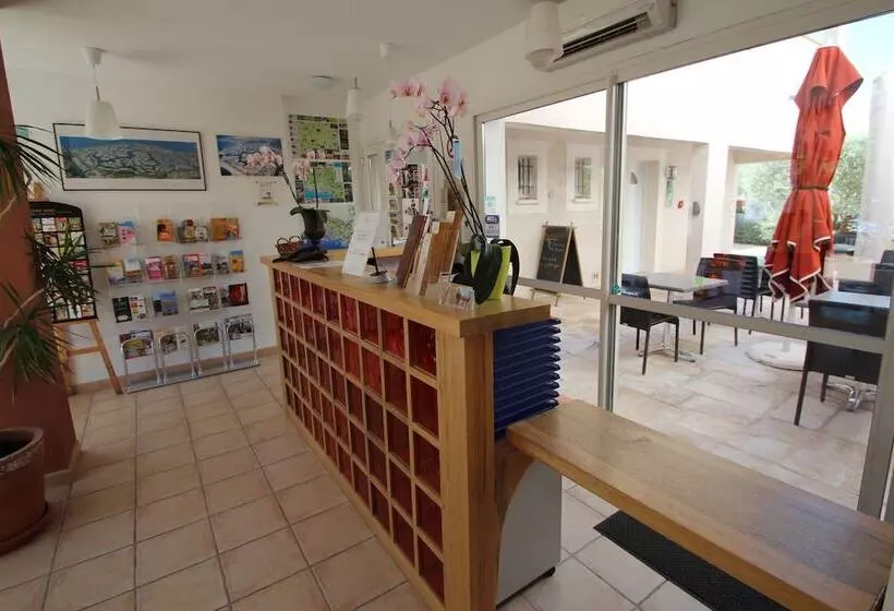 هتل Hôtel Et Résidence De La Transhumance