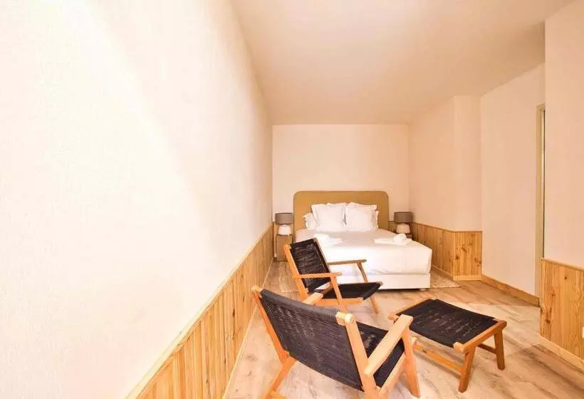 هتل L écurie Du Castellas