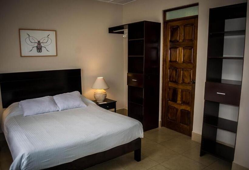 هتل La Villa Creole