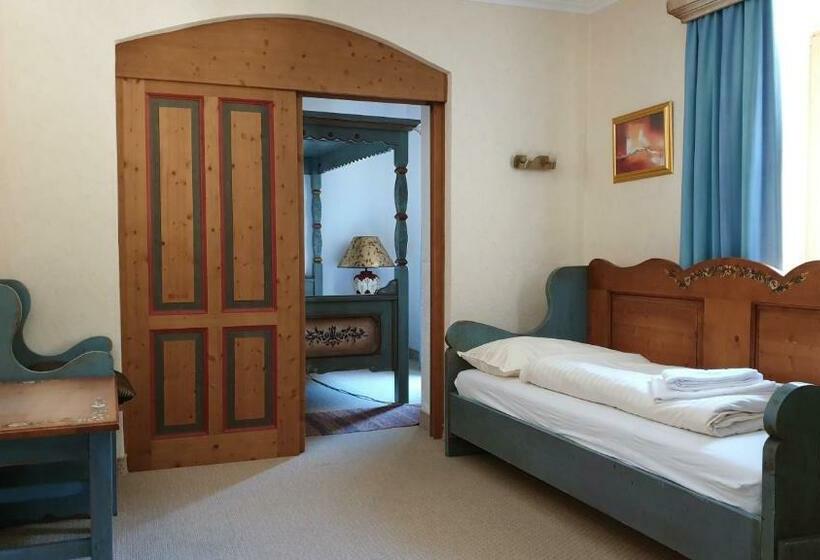 Отель Pension Edelweiss