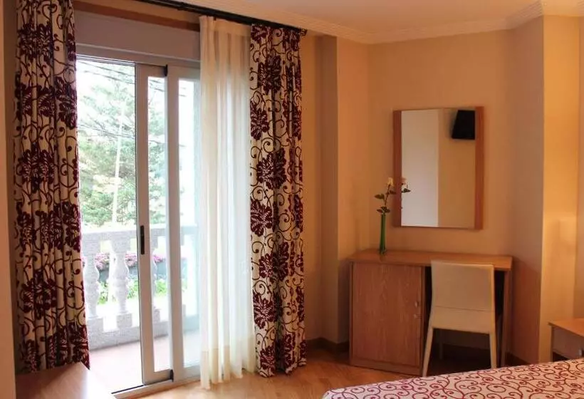 בית מלון כפרי Pontus Veteris