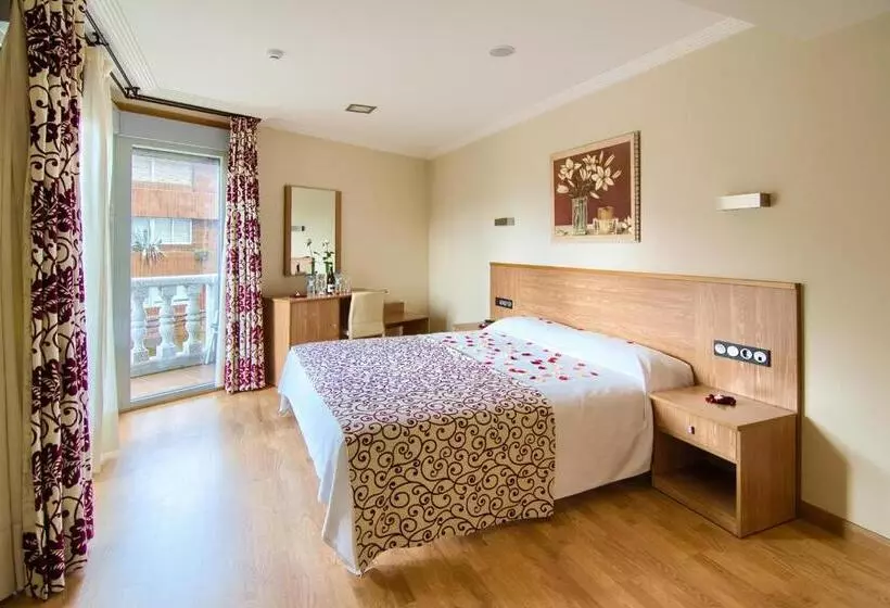 בית מלון כפרי Pontus Veteris