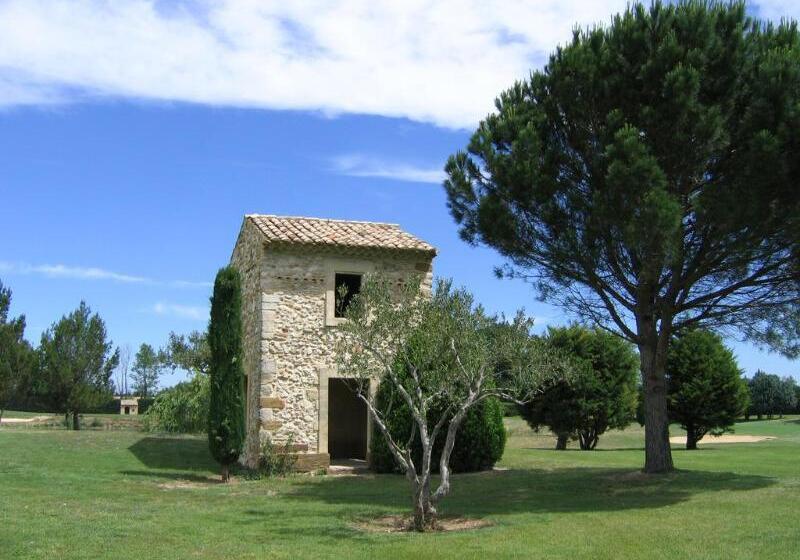 Residhotel Golf Grand Avignon