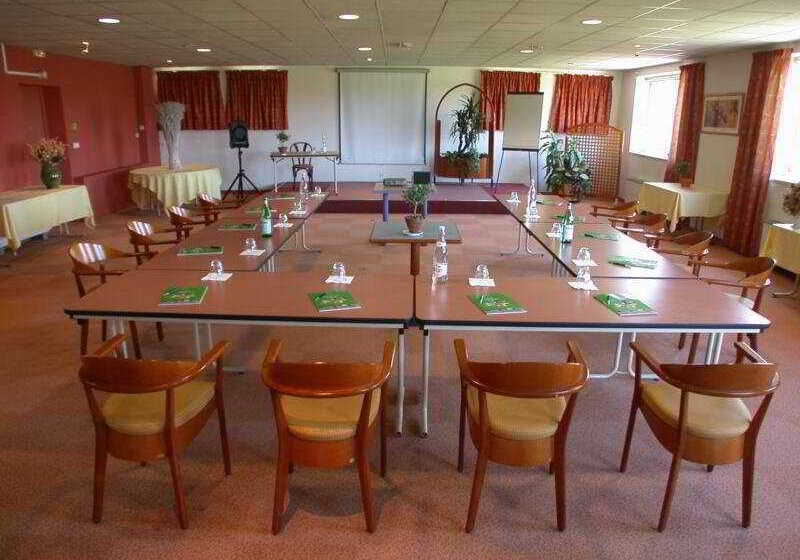 Residhotel Golf Grand Avignon