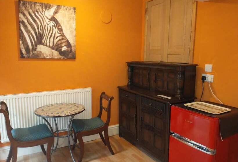 Отель The Arlington Coach House