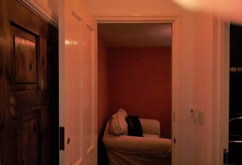 酒店 The Arlington Coach House