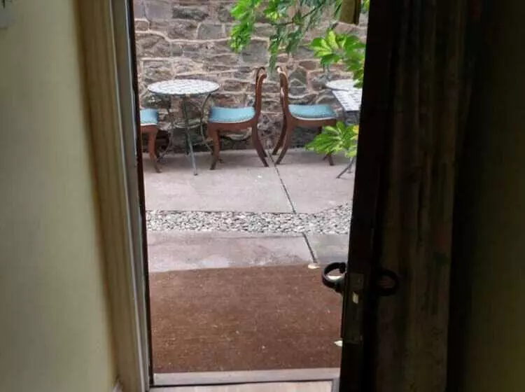 酒店 The Arlington Coach House