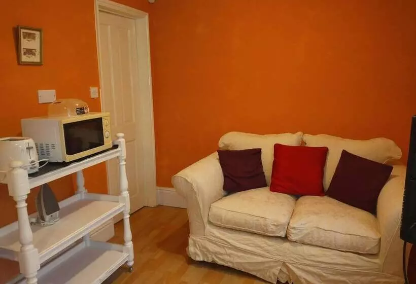 酒店 The Arlington Coach House