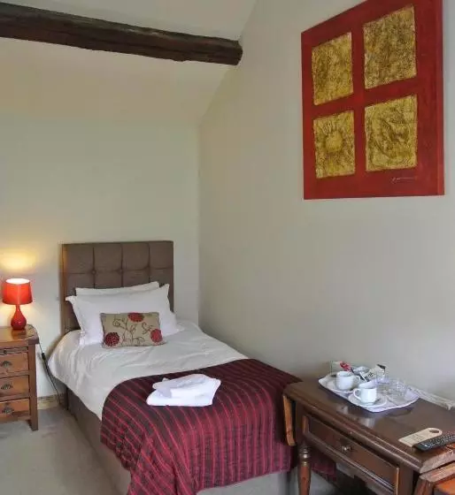 هتل The Horse & Jockey Inn