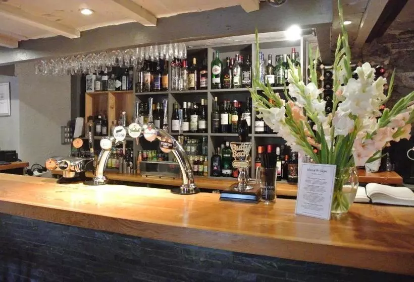 هتل The Horse & Jockey Inn