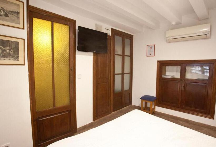 Отель Turismo De Interior Ca Sa Padrina