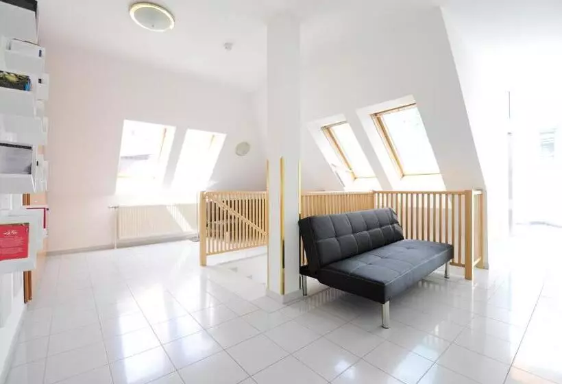 Отель Zum Goldenen Engel Fam. Ehrenreich