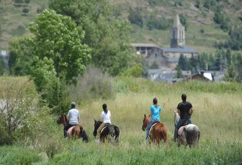 אתר נופש Campus Cerdanya