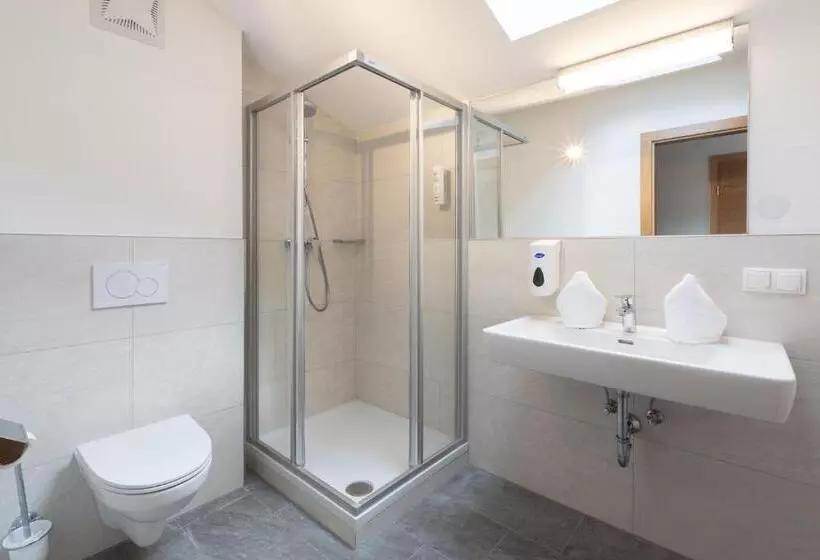 Wander Und Familienhotel Erika