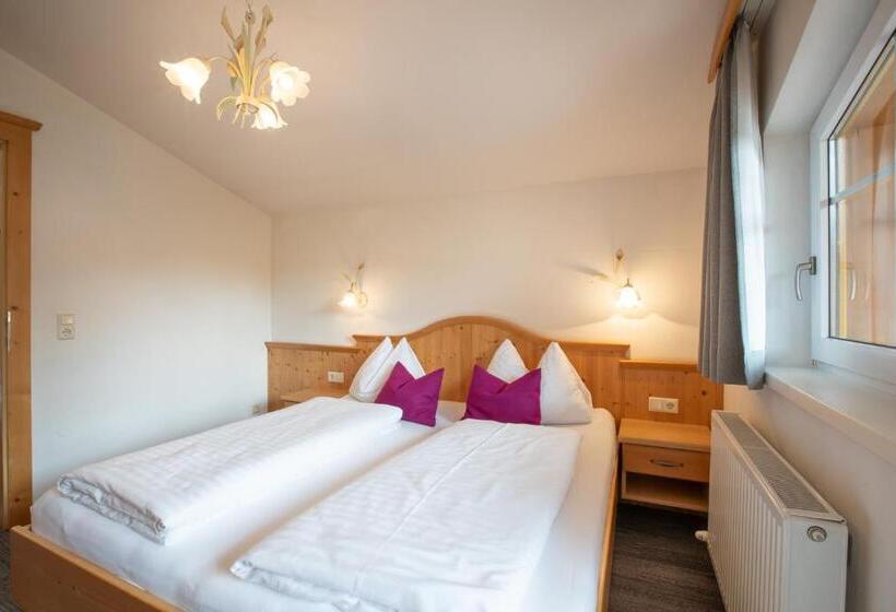 Wander  Und Familienhotel Erika