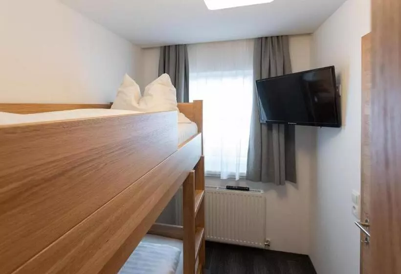 Wander Und Familienhotel Erika