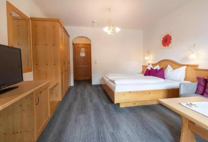 Wander Und Familienhotel Erika