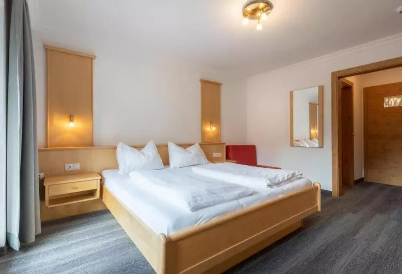 Wander Und Familienhotel Erika