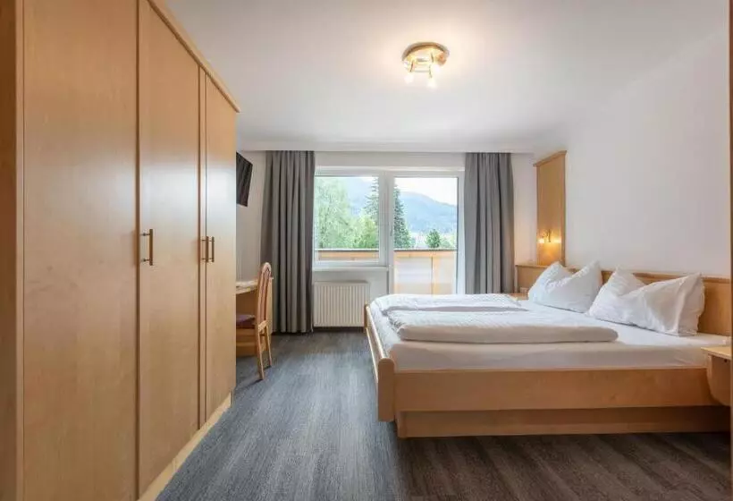 Wander Und Familienhotel Erika