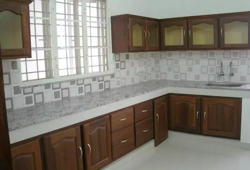 تختخواب و صبحانه Jacaranda Holiday Home