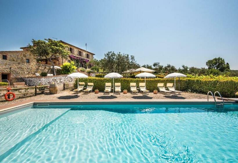 هتل Agriturismo Amina, Winery & Hiking