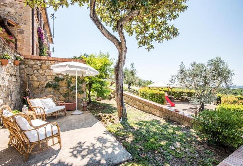 هتل Agriturismo Amina, Winery & Hiking