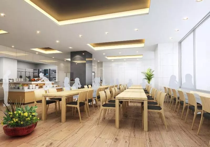 Omura Station Hotel Nagasaki Airport